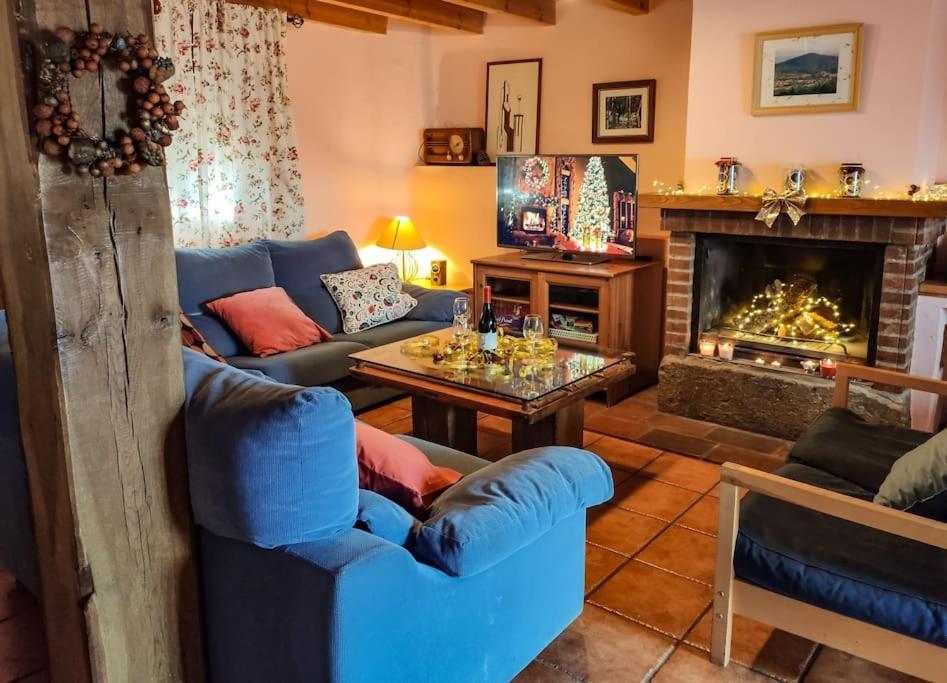 Casa Rural Tozolosolobos Otero de Bodos Extérieur photo